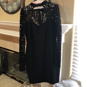Black Windsor dress with lace sleeves! Worn once!